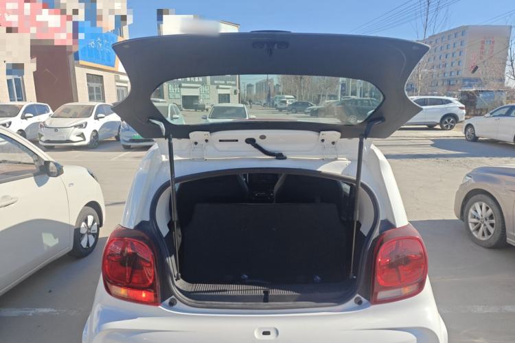 Used Roewe Clever 2022 311km QiQi BoBo Edition Trunk