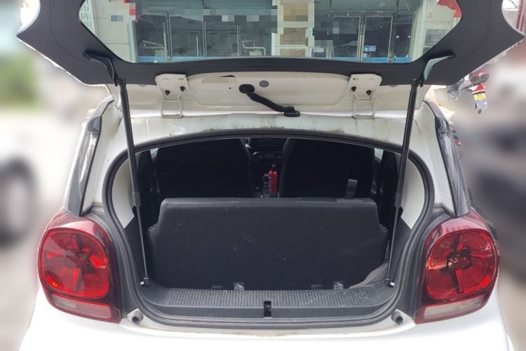 Used Roewe Clever 2022 311km QiQi BoBo Edition Trunk
