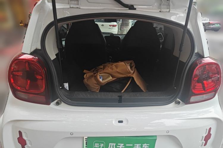 Used Roewe Clever 2022 311km QiQi BoBo Edition Trunk