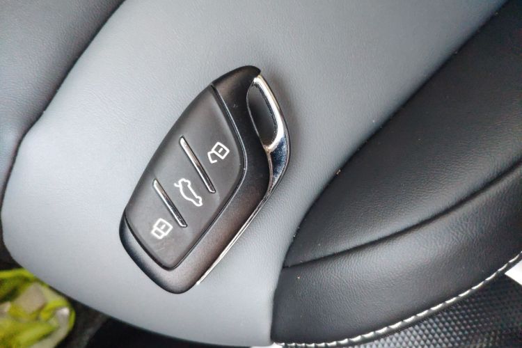 Used Roewe Clever 2022 311km QiQi BoBo Edition Vehicle Key