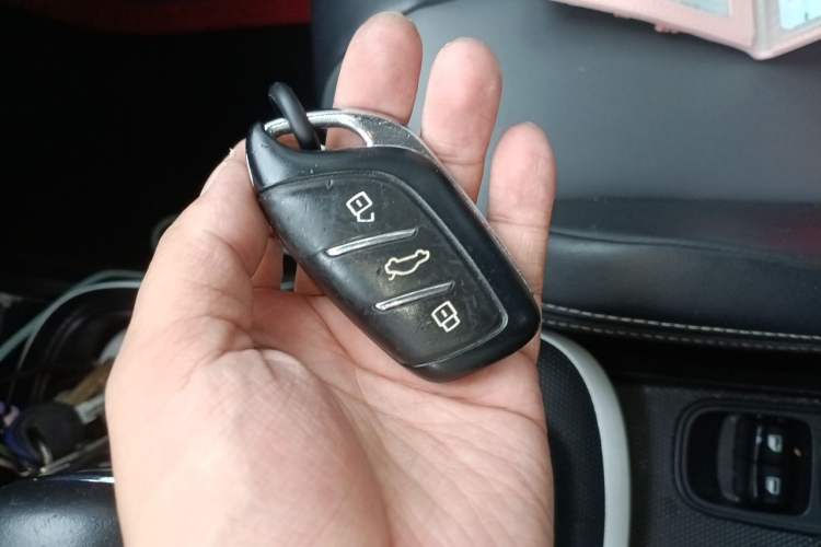 Used Roewe Clever 2022 311km QiQi BoBo Edition Vehicle Key