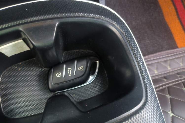 Used Roewe Clever 2022 311km QiQi BoBo Edition Vehicle Key