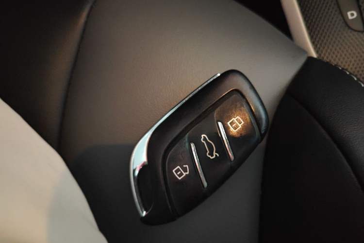 Used Roewe Clever 2022 311km QiQi BoBo Edition Vehicle Key