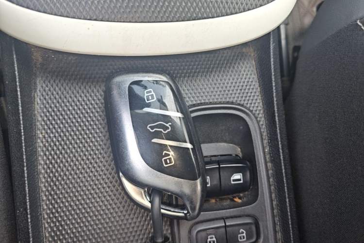 Used Roewe Clever 2022 311km QiQi BoBo Edition Vehicle Key