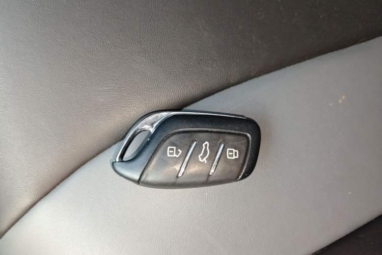 Used Roewe Clever 2022 311km QiQi BoBo Edition Vehicle Key