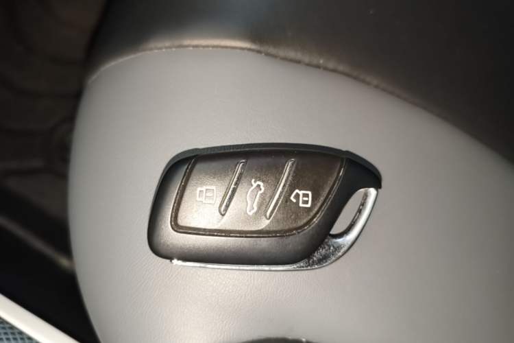 Used Roewe Clever 2022 311km QiQi BoBo Edition Vehicle Key