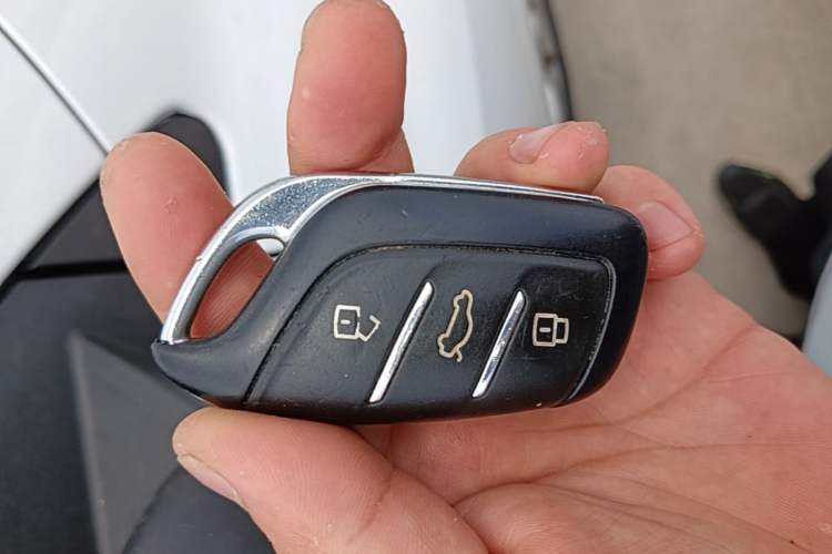 Used Roewe Clever 2022 311km QiQi BoBo Edition Vehicle Key