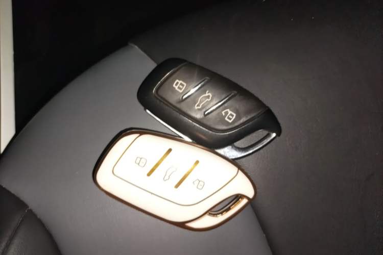 Used Roewe Clever 2022 311km QiQi BoBo Edition Vehicle Key