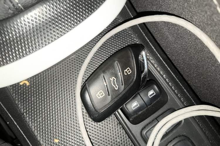 Used Roewe Clever 2022 311km QiQi BoBo Edition Vehicle Key