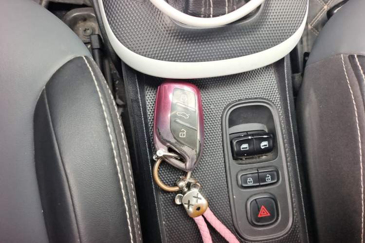 Used Roewe Clever 2022 311km QiQi BoBo Edition Vehicle Key