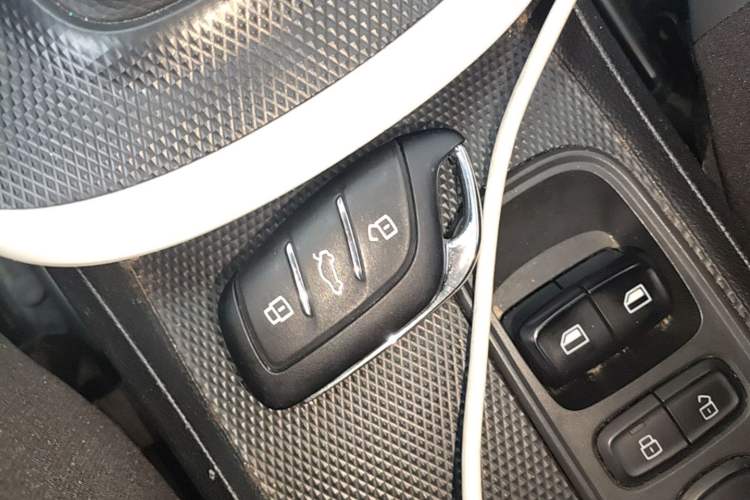 Used Roewe Clever 2022 311km QiQi BoBo Edition Vehicle Key