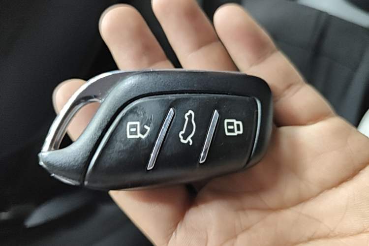 Used Roewe Clever 2022 311km QiQi BoBo Edition Vehicle Key