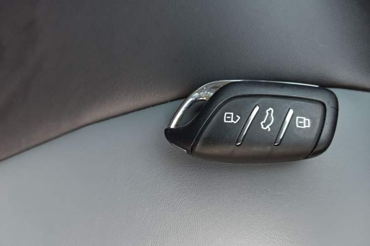 Used Roewe Clever 2022 311km QiQi BoBo Edition Vehicle Key