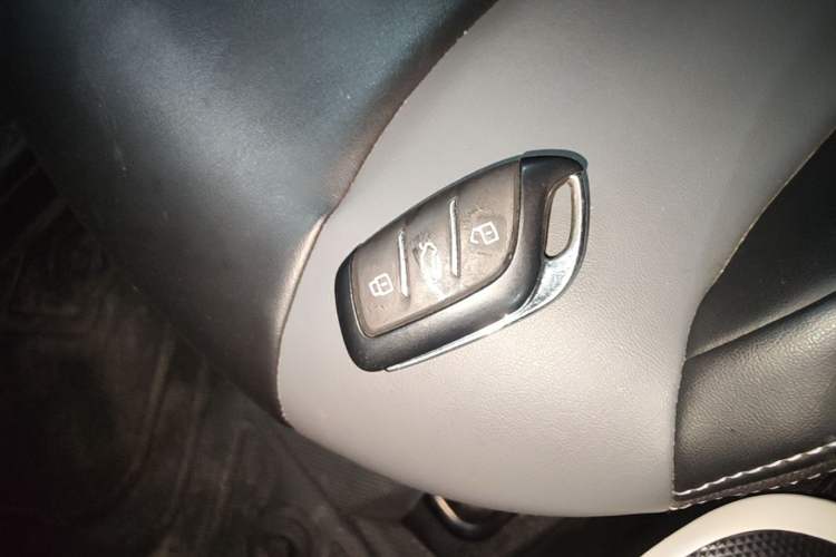 Used Roewe Clever 2022 311km QiQi BoBo Edition Vehicle Key