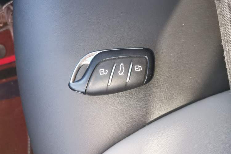 Used Roewe Clever 2022 311km QiQi BoBo Edition Vehicle Key