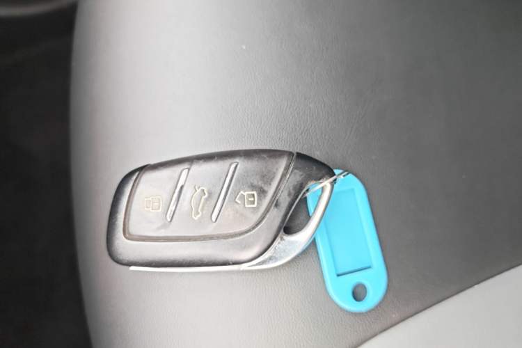 Used Roewe Clever 2022 311km QiQi BoBo Edition Vehicle Key