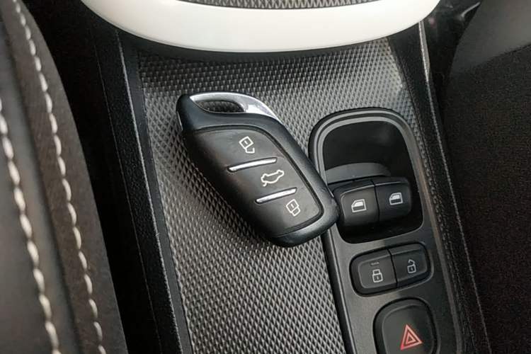 Used Roewe Clever 2022 311km QiQi BoBo Edition Vehicle Key