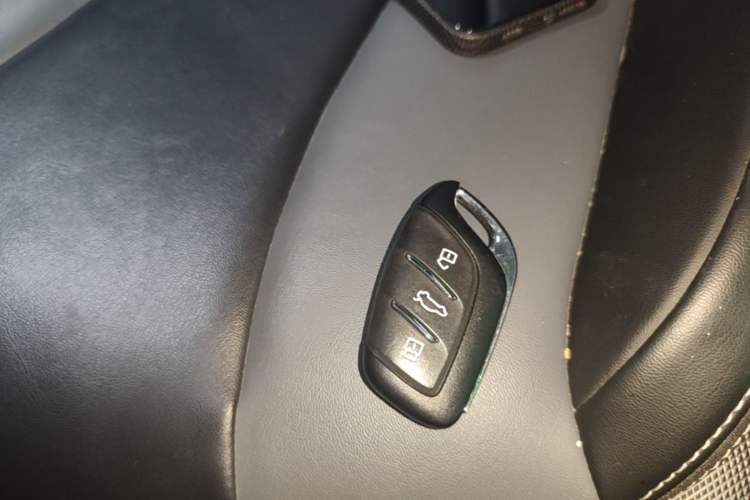 Used Roewe Clever 2022 311km QiQi BoBo Edition Vehicle Key