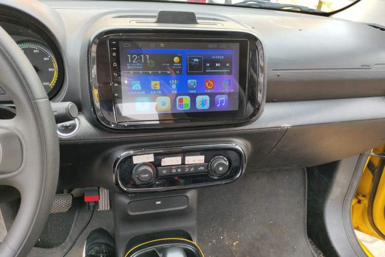 Used Roewe Clever 2022 311km QiQi BoBo Edition Audio And AC Panel
