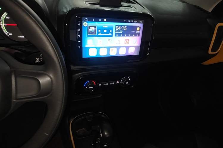 Used Roewe Clever 2022 311km QiQi BoBo Edition Audio And AC Panel