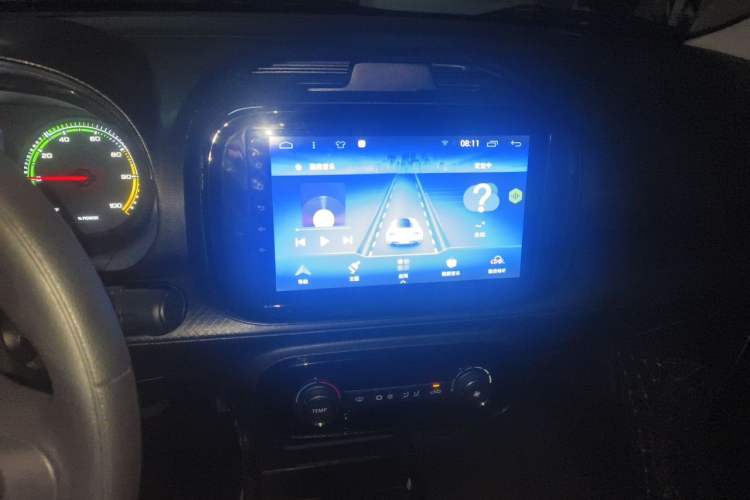 Used Roewe Clever 2022 311km QiQi BoBo Edition Audio And AC Panel