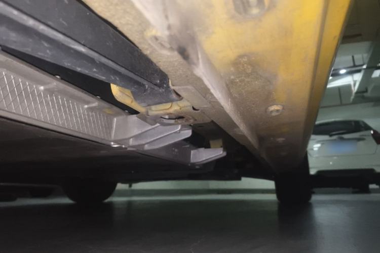 Used Roewe Clever 2022 311km QiQi BoBo Edition Chassis Rear Right
