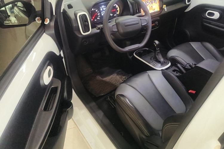 Used Roewe Clever 2022 311km QiQi BoBo Edition Driver Seat