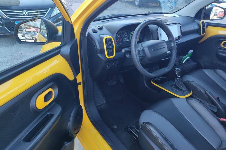 Used Roewe Clever 2022 311km QiQi BoBo Edition Driver Seat