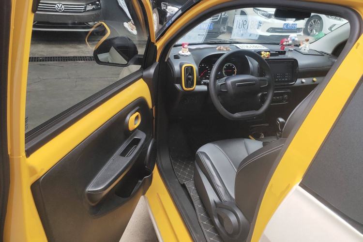 Used Roewe Clever 2022 311km QiQi BoBo Edition Driver Seat