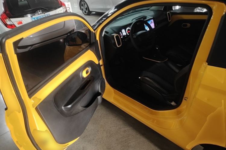 Used Roewe Clever 2022 311km QiQi BoBo Edition Driver Seat