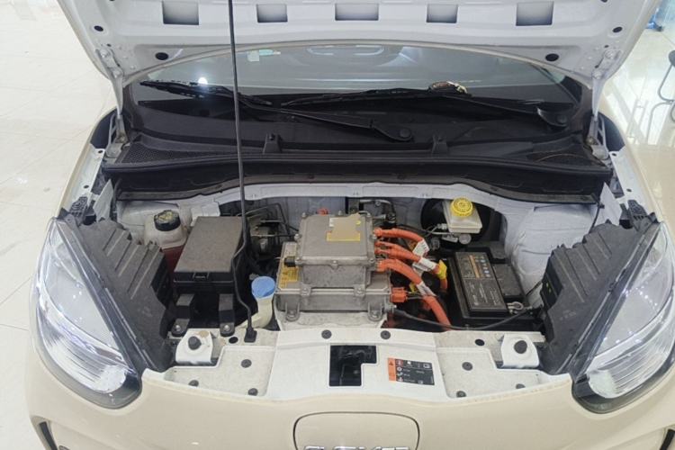 Used Roewe Clever 2022 311km QiQi BoBo Edition Engine Bay