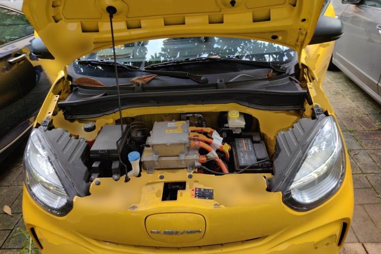 Used Roewe Clever 2022 311km QiQi BoBo Edition Engine Bay