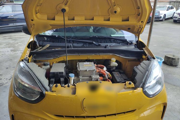 Used Roewe Clever 2022 311km QiQi BoBo Edition Engine Bay