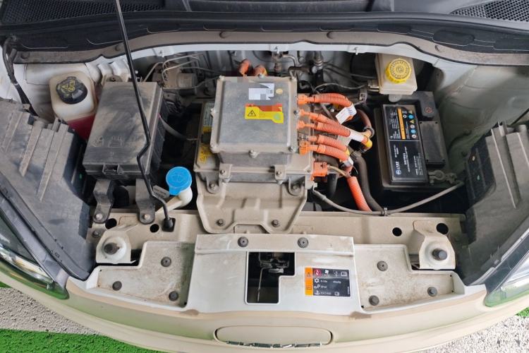 Used Roewe Clever 2022 311km QiQi BoBo Edition Engine Bay