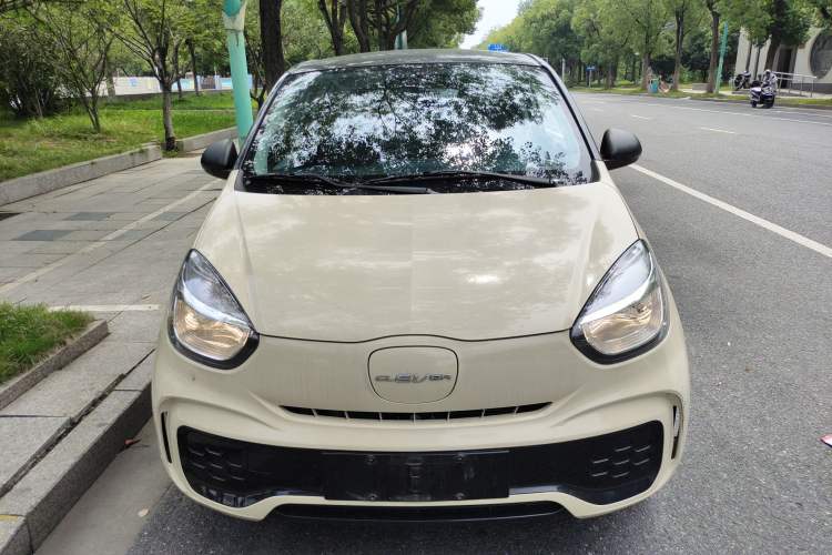 Used Roewe Clever 2022 311km QiQi BoBo Edition Exterior 1