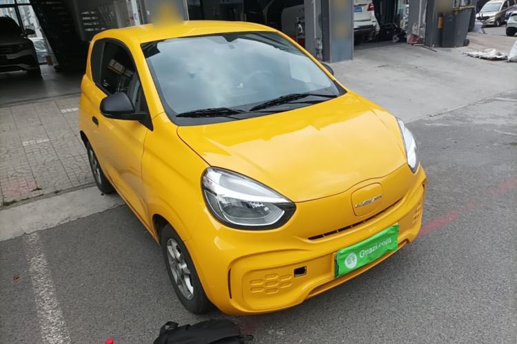 Used Roewe Clever 2022 311km QiQi BoBo Edition Front Right 45 Deg