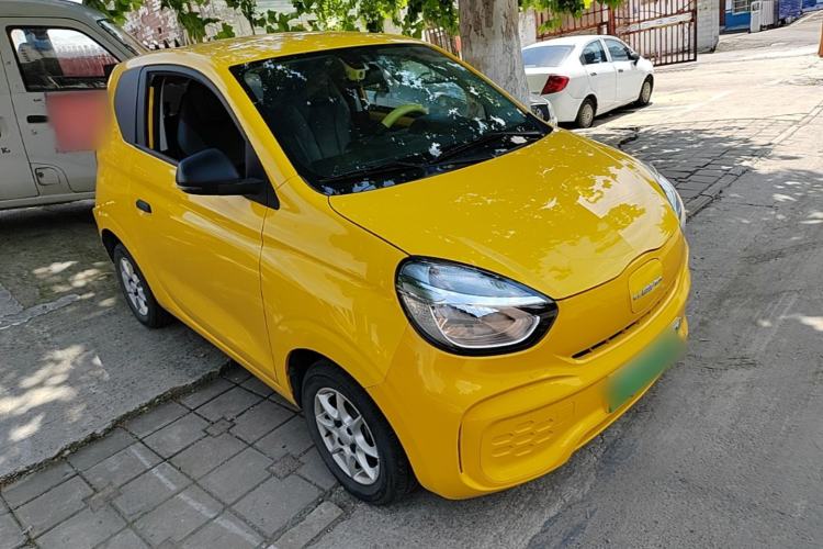Used Roewe Clever 2022 311km QiQi BoBo Edition Front Right 45 Deg