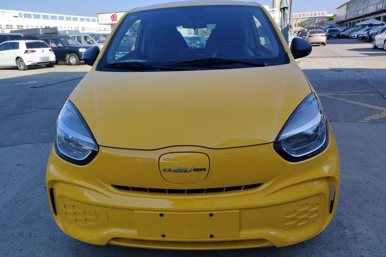 Used Roewe Clever 2022 311km QiQi BoBo Edition Front