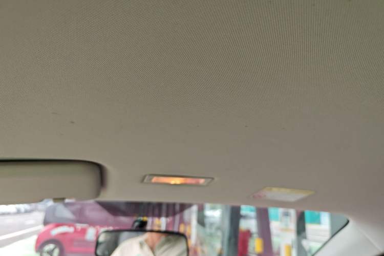 Used Roewe Clever 2022 311km QiQi BoBo Edition Headliner