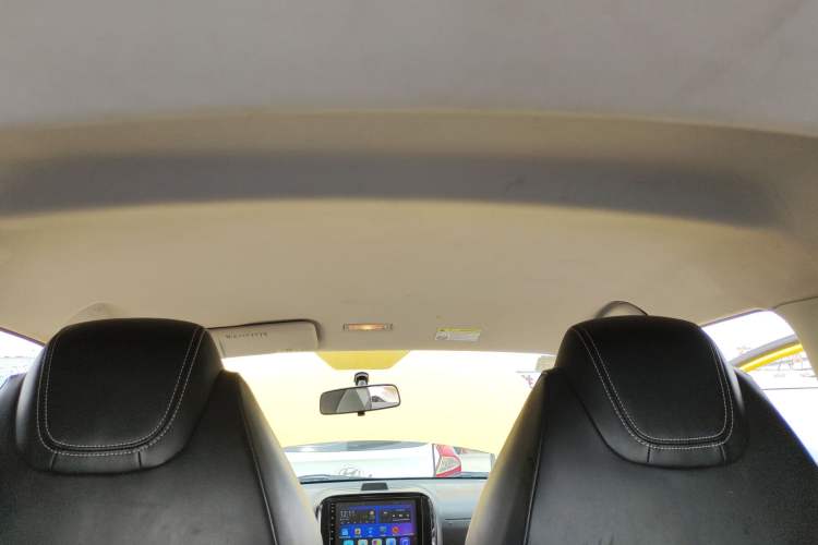 Used Roewe Clever 2022 311km QiQi BoBo Edition Headliner