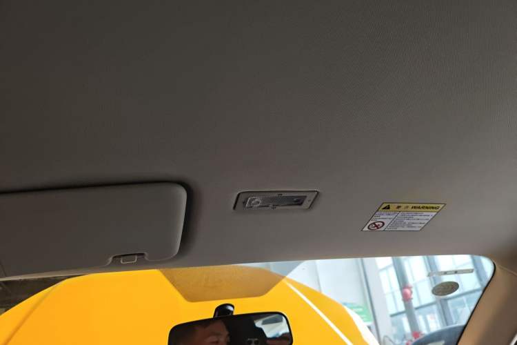 Used Roewe Clever 2022 311km QiQi BoBo Edition Headliner
