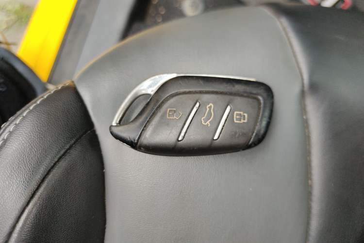 Used Roewe Clever 2022 311km QiQi BoBo Edition Interior 1