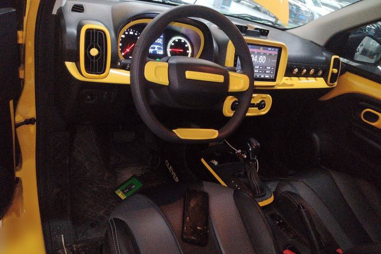 Used Roewe Clever 2022 311km QiQi BoBo Edition Interior 2