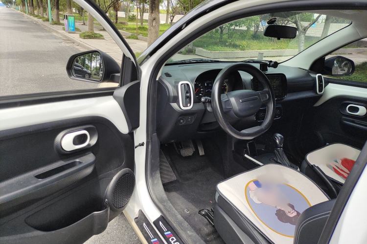 Used Roewe Clever 2022 311km QiQi BoBo Edition Interior 3
