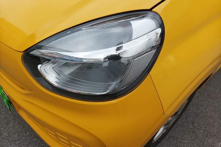 Used Roewe Clever 2022 311km QiQi BoBo Edition Left Front Headlight