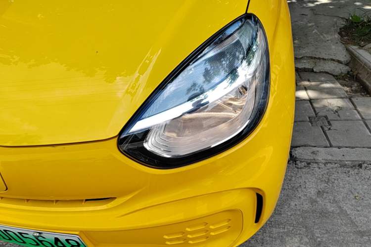 Used Roewe Clever 2022 311km QiQi BoBo Edition Left Front Headlight