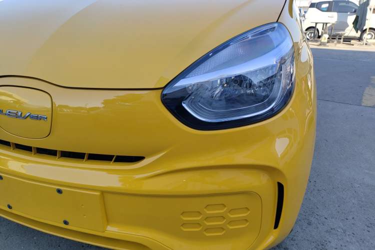 Used Roewe Clever 2022 311km QiQi BoBo Edition Left Front Headlight