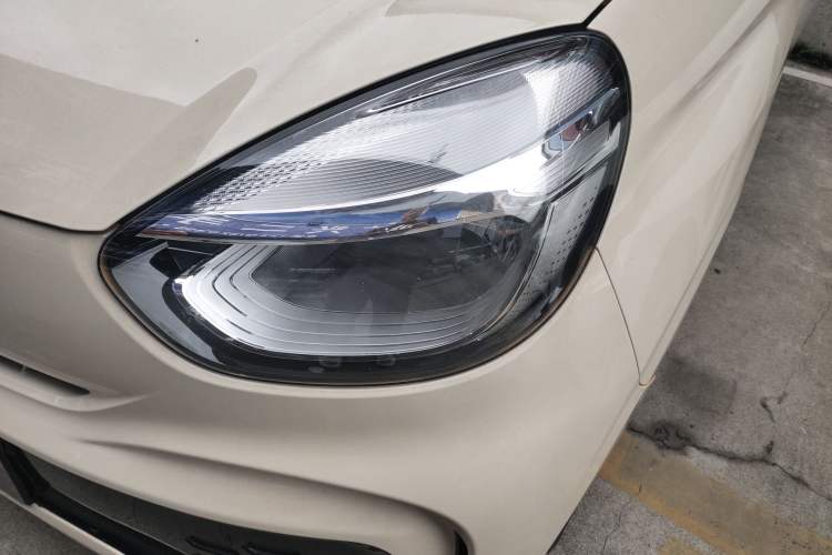 Used Roewe Clever 2022 311km QiQi BoBo Edition Left Front Headlight
