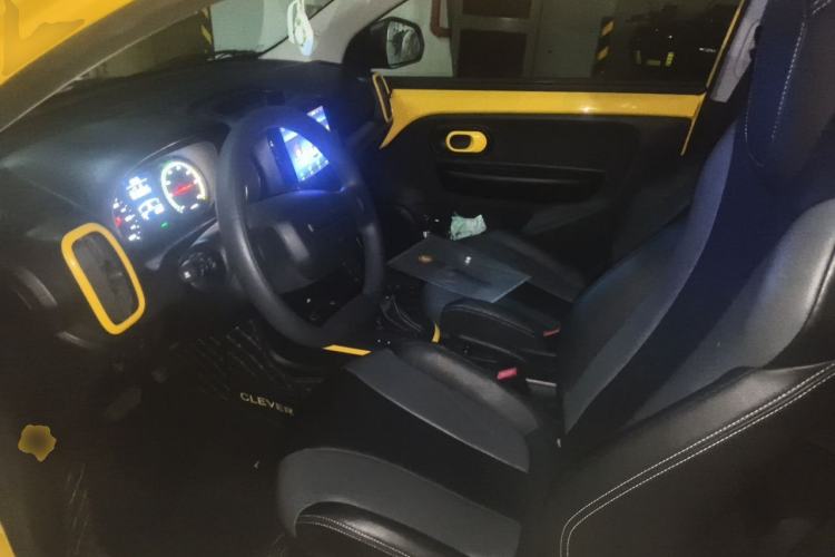 Used Roewe Clever 2022 311km QiQi BoBo Edition Left Front Seat