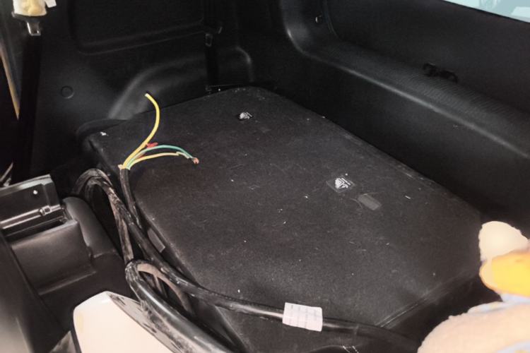 Used Roewe Clever 2022 311km QiQi BoBo Edition Left Rear Seat